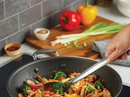 Circulon A1 ScratchDefense Extreme Non-stick Wok met handgreep, 33,6cm